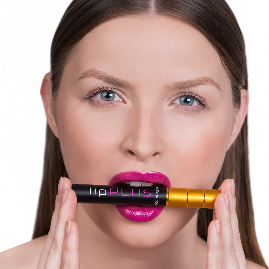 Facevolution Lip Booster 5 ml presented by model with visibly fuller and defined lips