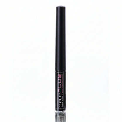 HairPlus Eyeliner by FacEvolution for a defined, dramatic eye look – model wearing eyeliner