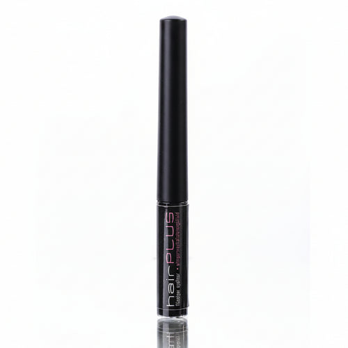 HairPlus Eyeliner by FacEvolution for a defined, dramatic eye look – model wearing eyeliner